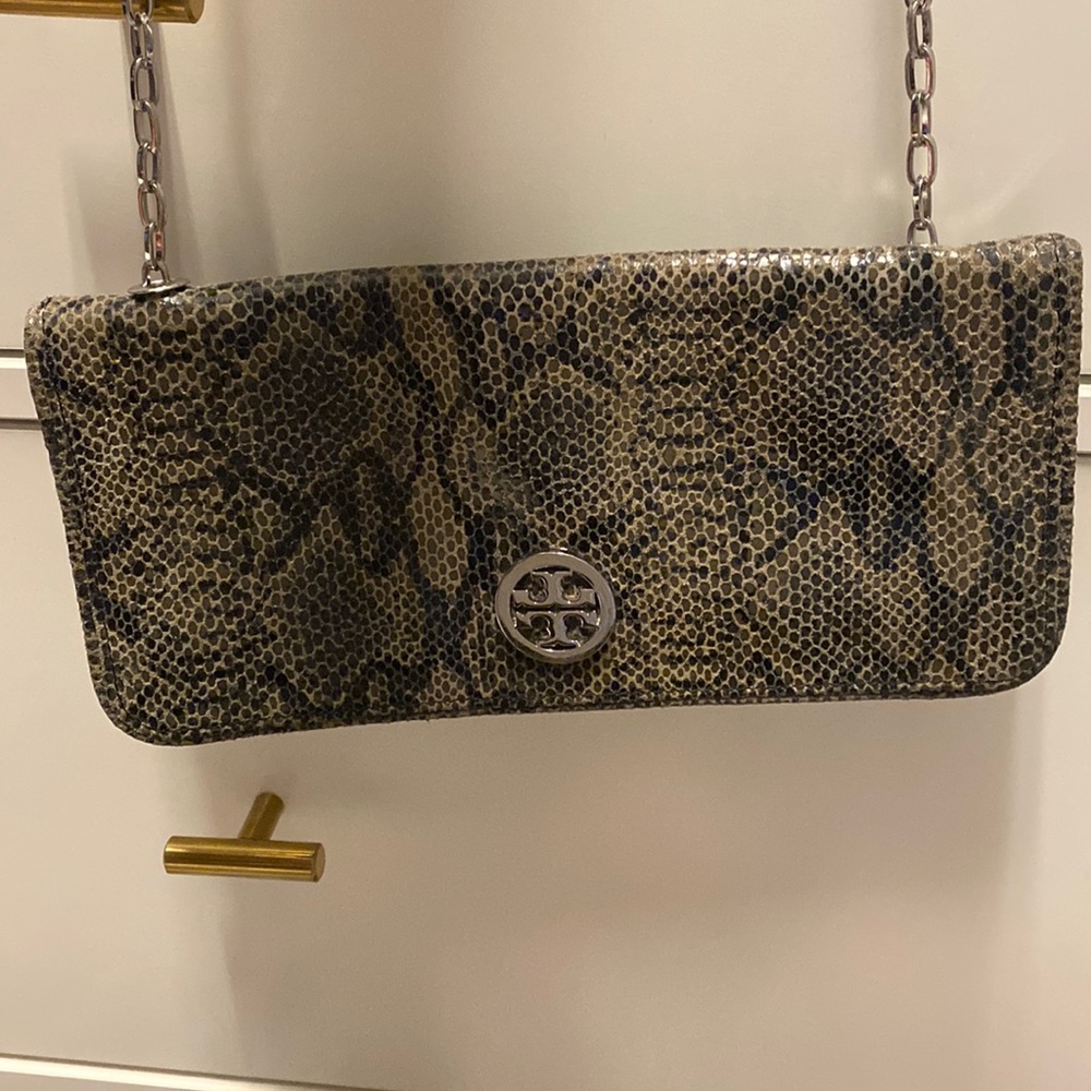 Tory Burch Wallet on Chain